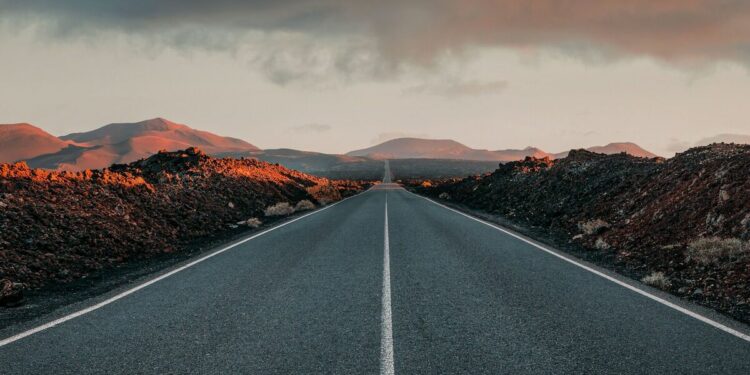 A total of 10 countries are passed on Europe's longest road | World | News