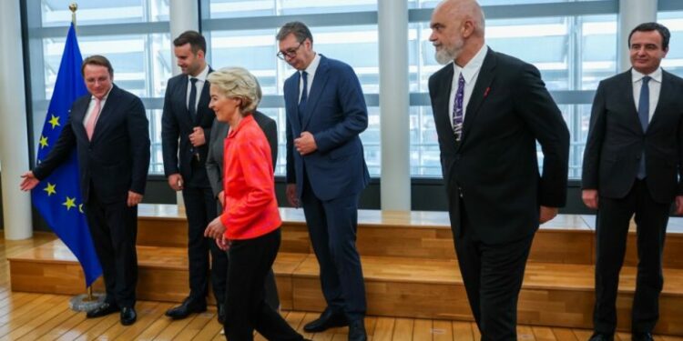 Albania-EU membership talks to kick off with corruption, checks and balances – Euractiv