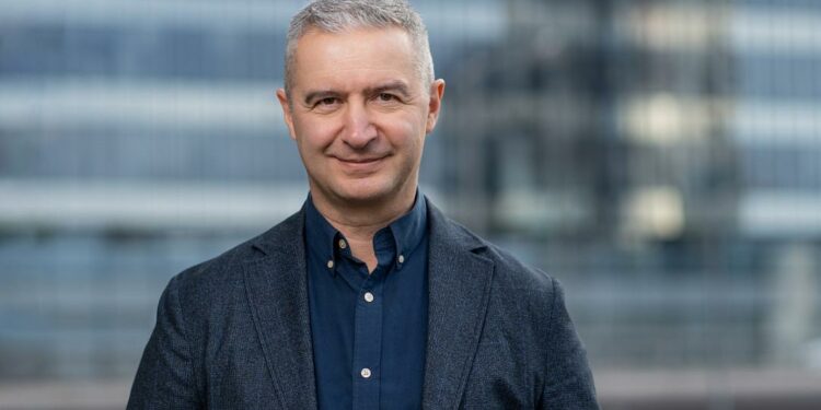 Andrei Dudoiu takes over as CEO of SeedBlink