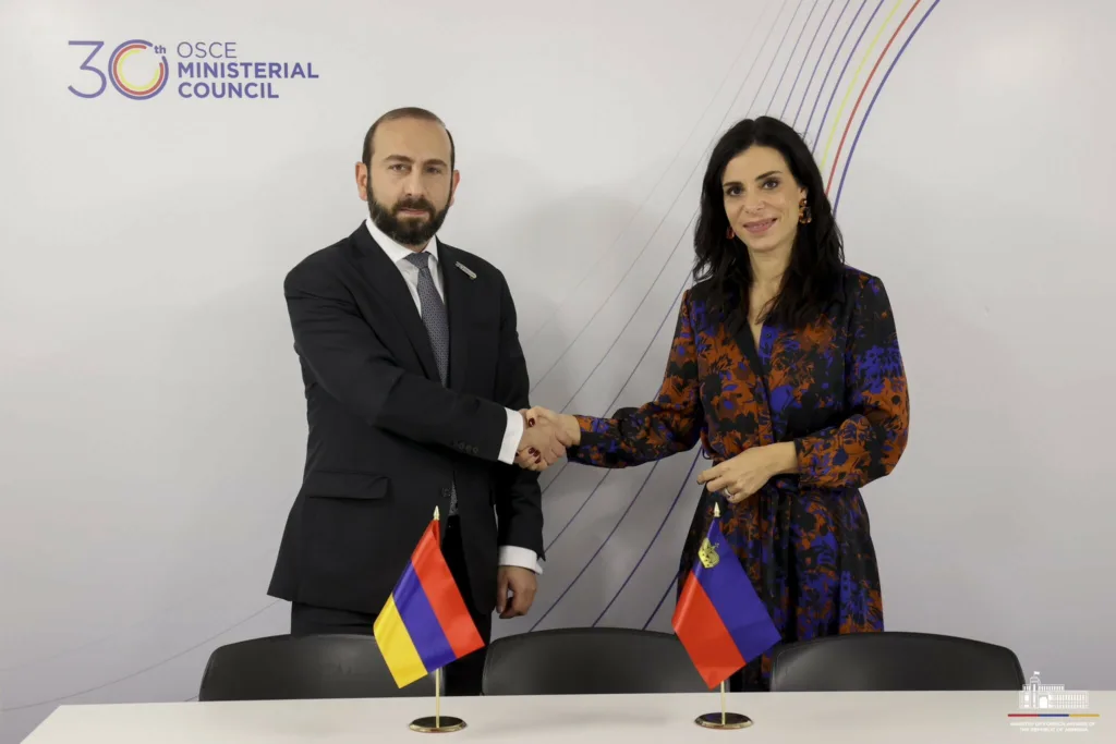 Armenian Foreign Minister congratulates Liechtenstein counterpart on National Day