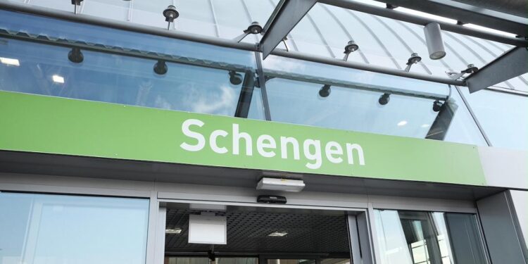 Austria reportedly not ready to accept Romania's full Schengen membership