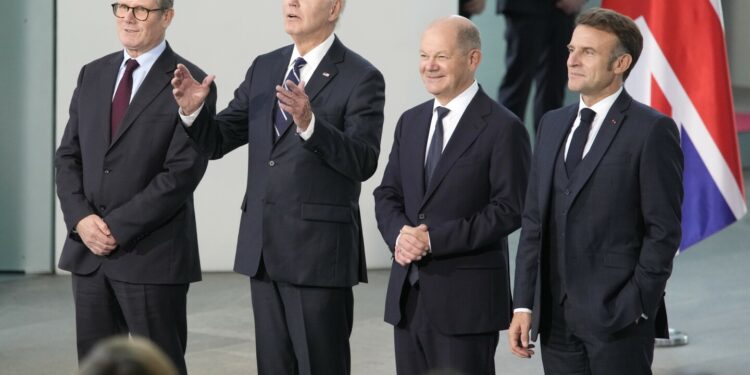 Biden urges Western allies to keep aiding Ukraine during meeting with Europe leaders before election