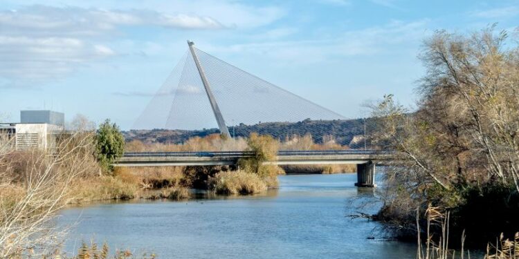 British content creator dies trying to climb Spain’s highest bridge