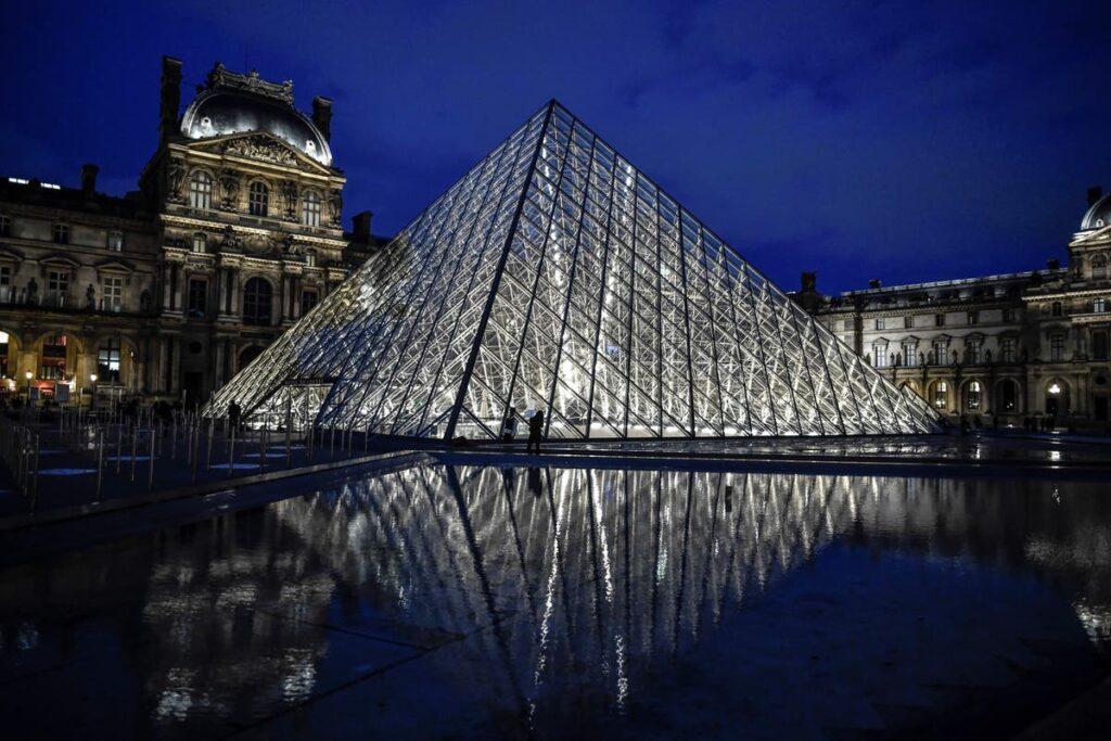 British tourists face surcharge to enter Louvre and other top French attractions because they're not in EU