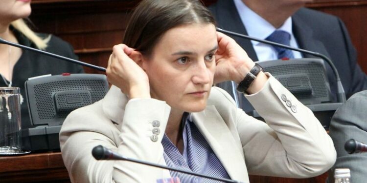 Brnabic: If forced to choose, Serbia would pick EU over Russia - EURACTIV