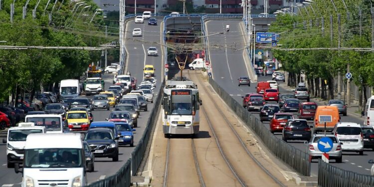 Bucharest and Cluj-Napoca on lower end of ranking of cities’ smart urban mobility solutions, report says