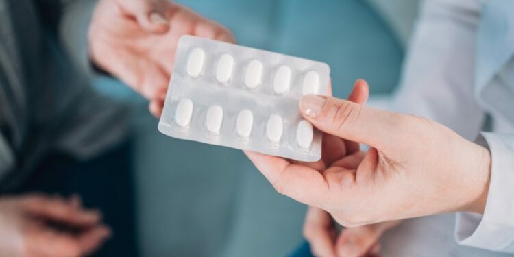 Bulgaria reports 27% increase in antibiotic use, leading to fears of rising AMR deaths – Euractiv