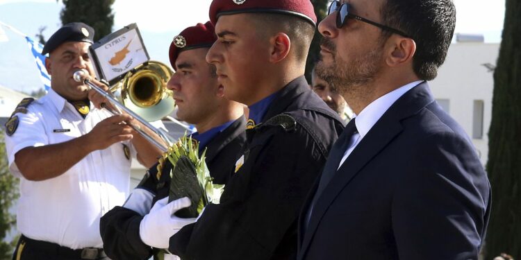 Cyprus: celebrations in North and commemorations in South on 50th anniversary of Turkish invasion