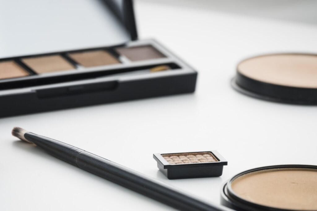 Dangerous chemicals found in hundreds of cosmetic products: EU agency