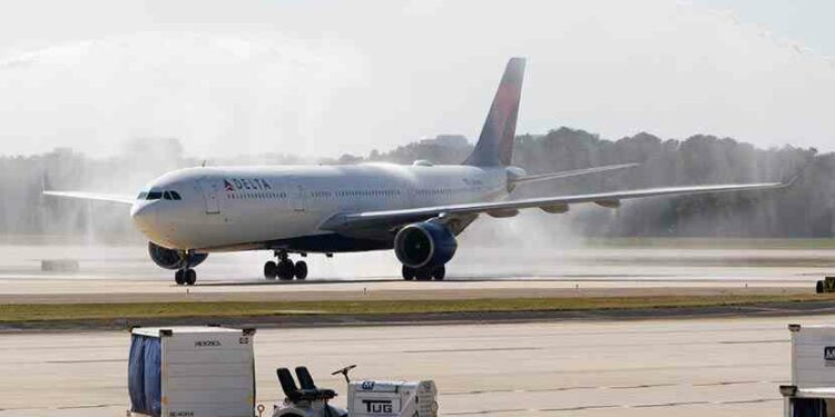 Delta Air Lines Extends Nonstop Tampa-Amsterdam Route Through May Next Year, Boosting European Connectivity for Tampa Bay Travellers