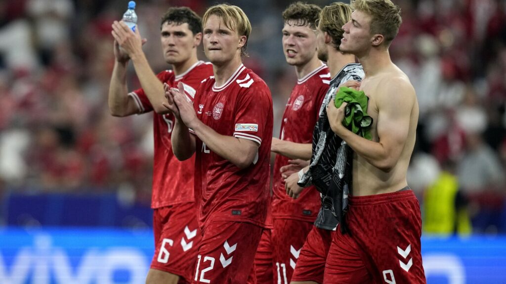 Denmark advances to last 16 at European Championship after 0-0 draw with Serbia