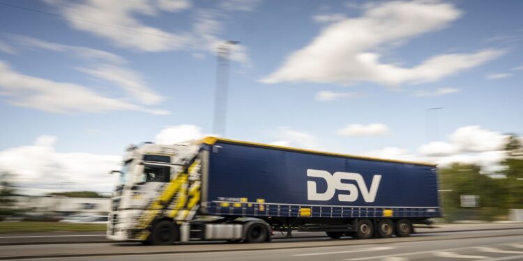 Denmark's DSV secures Deutsche Bahn unit despite union resistance