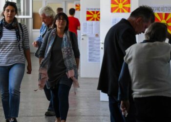 EU and NATO hail Macedonia’s referendum result despite low turnout – EURACTIV