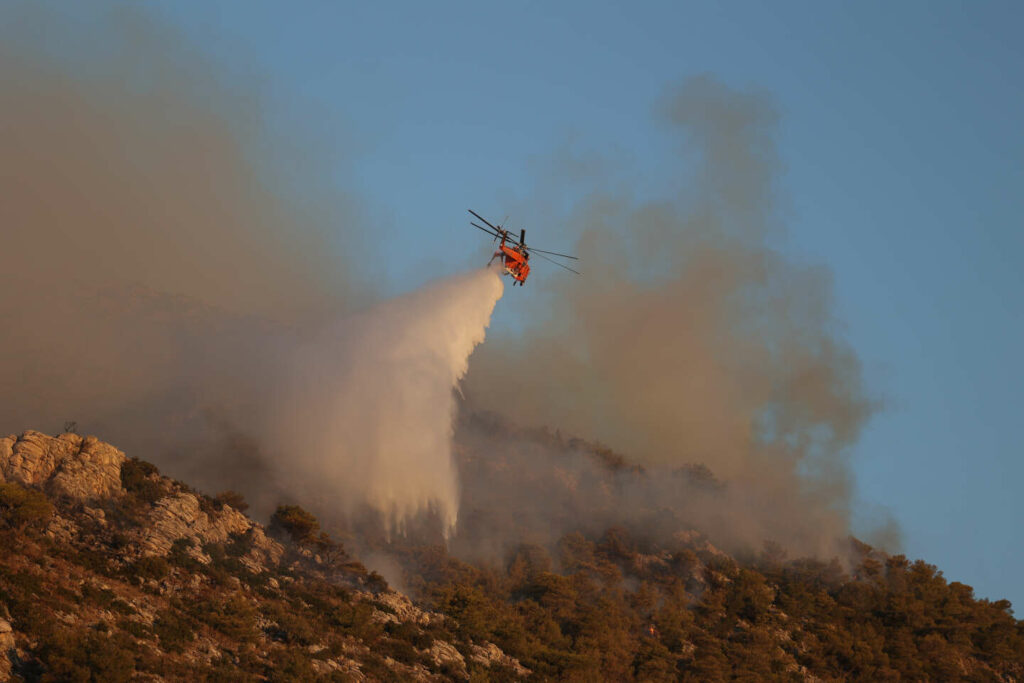 EU firefighters to join battle against Greece wildfire