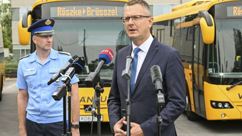 EU vows retaliation if Hungary sends buses of migrants to Brussels