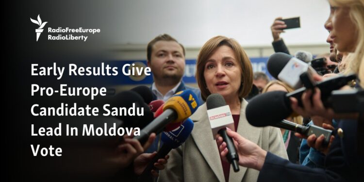 Early Results Give Pro-Europe President Sandu Lead In Moldova Vote But EU Referendum Lagging