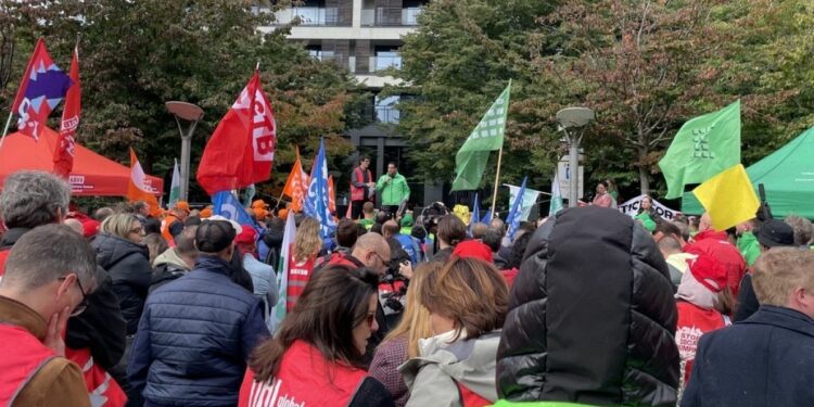 Essential workers of Europe converge on Brussels for demo over labour conditions