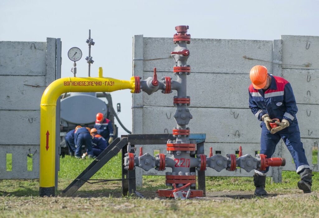 Europe Gas Buyers Near Azeri Deal to Maintain Ukraine Flows