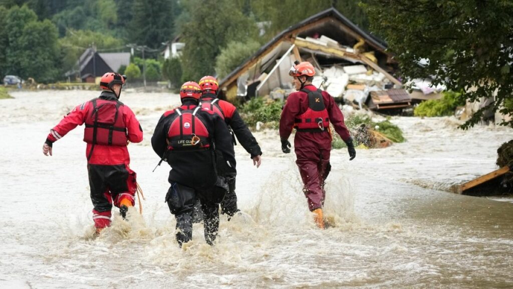 Europe not ready for increasing drought, flooding and forest fires, auditors warn