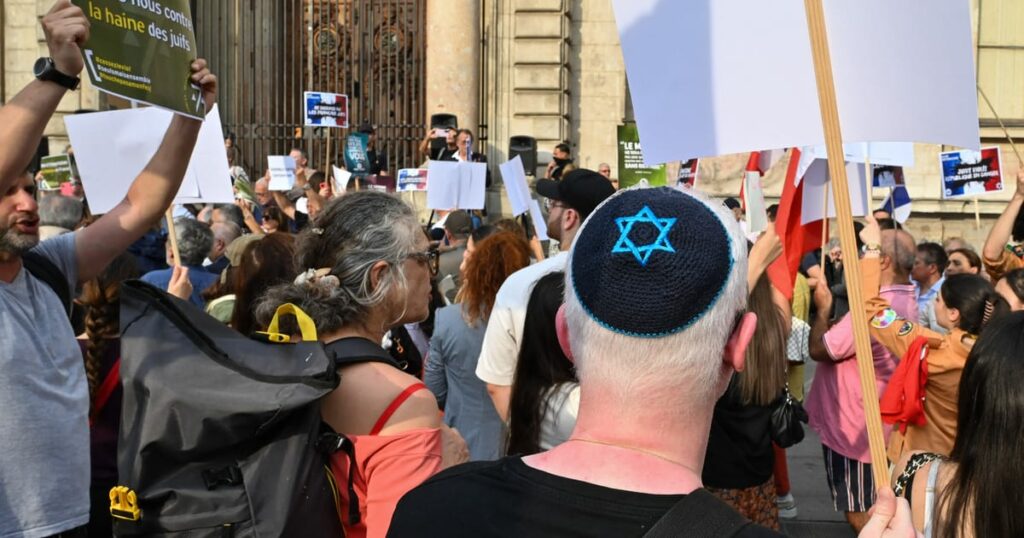 European Jewish Association accuses Belgian magazine of ‘incitement to murder’ Jews – POLITICO