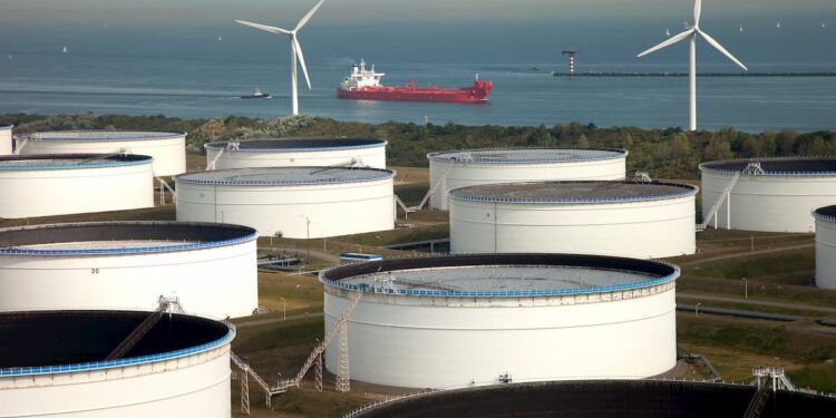 port of rotterdam storage