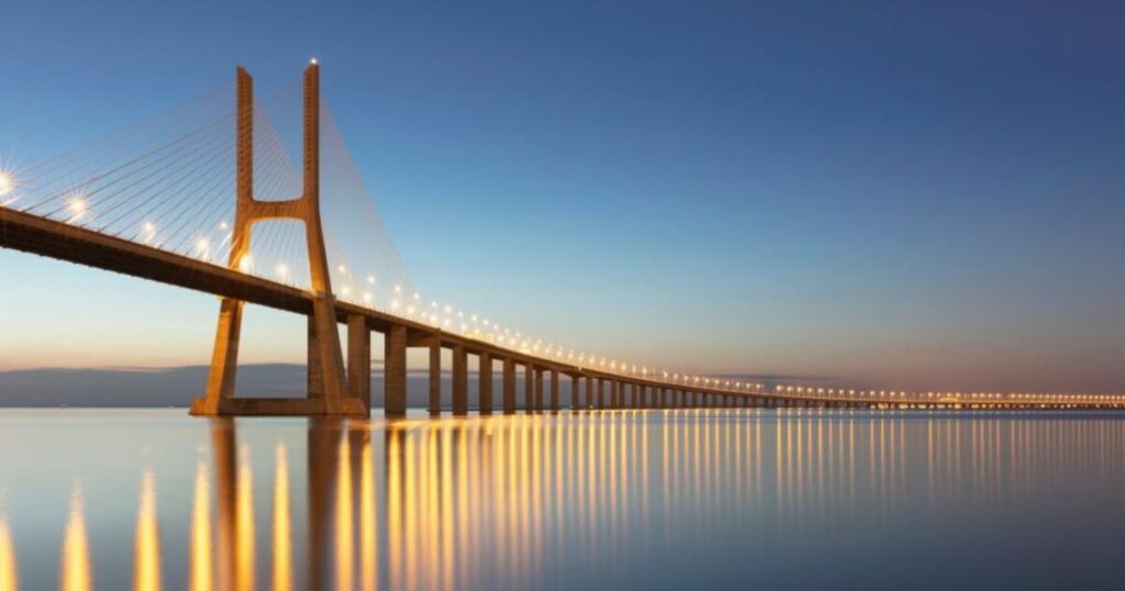 Europe's 'longest bridge' is Vasco da Gama Bridge | World | News