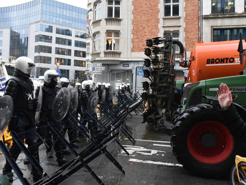 Farmers clash with police near the European Union headquarters | Agriculture News