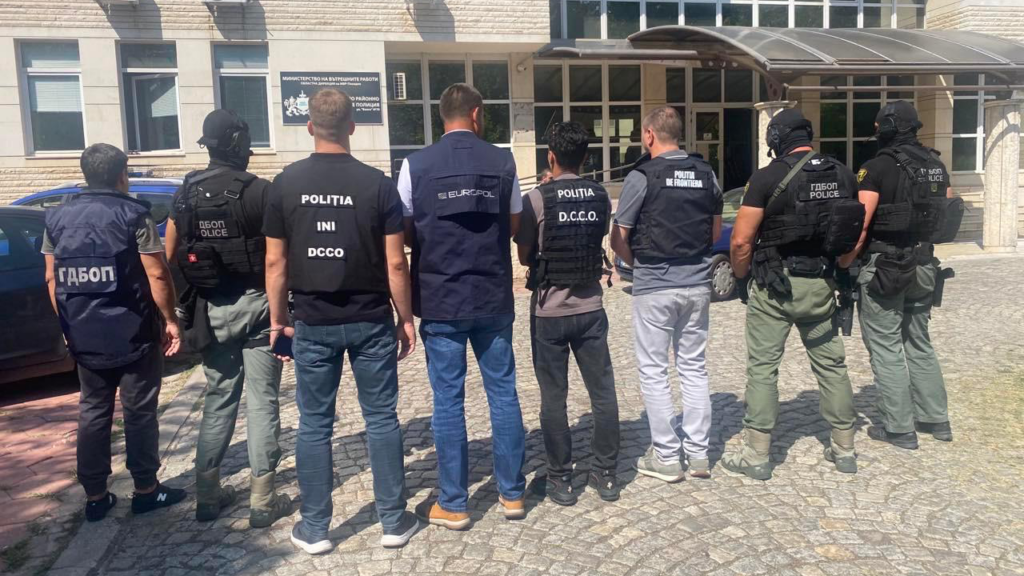Four High Value Targets leading migrant smuggling ring arrested in Bulgaria – Europol