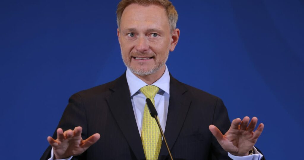 Germany eyes EU extension to rein in spending as recession bites – POLITICO