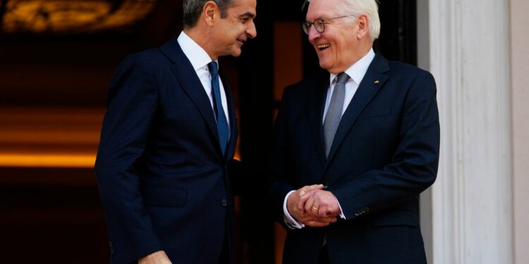 Greek leaders tell German president a WWII reparations claim is very much alive