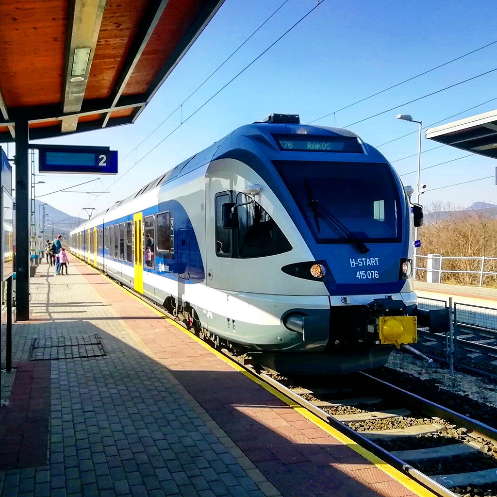 s76 pilisvörösvár rákos máv rail travel