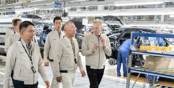 Hyundai Motor chair explores Europe strategy in Czech Republic