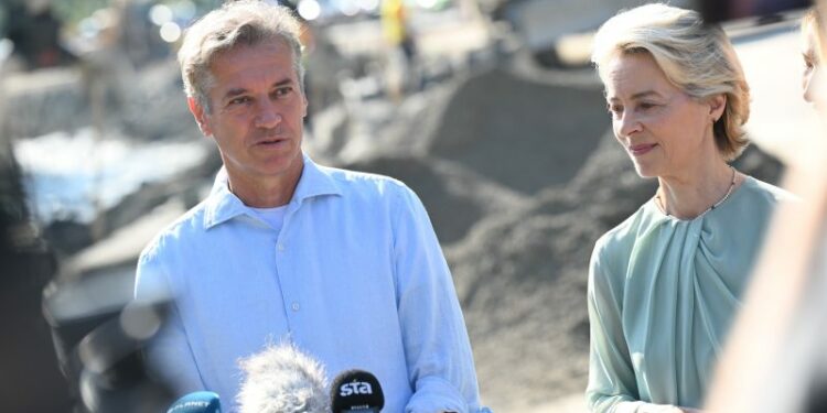 In Slovenia von der Leyen announces extra €328 million to aid country’s flood recovery – EURACTIV