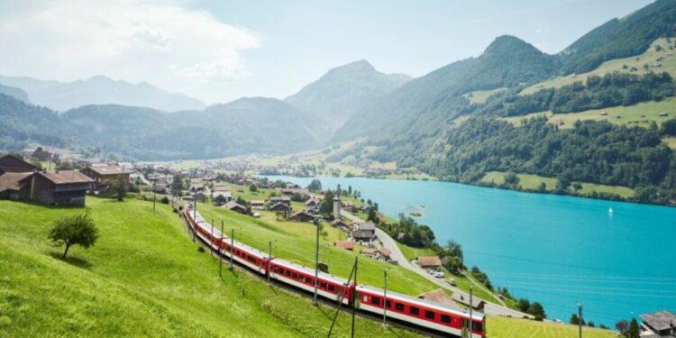 Incredible train journey through Europe’s ‘most beautiful’ scenery | Europe | Travel