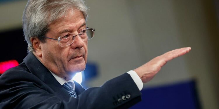 Italian Commissioner Gentiloni backs political rival Fitto for key EU job – POLITICO