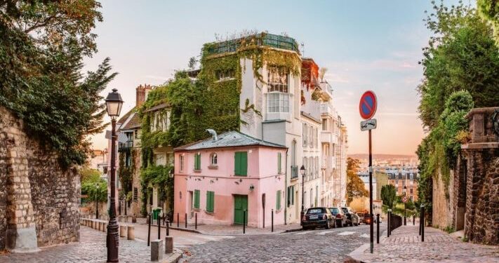 Krakow, Rynek Glowny, and Wawel Castle Are These Enchanting Destinations Boosting Interest Among Globetrotters Seeking Unique Winter Experiences?