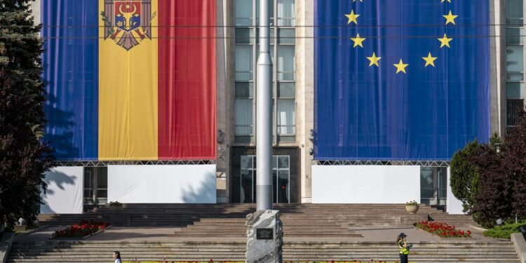 Moldova begins preparations for upcoming referendum on EU membership