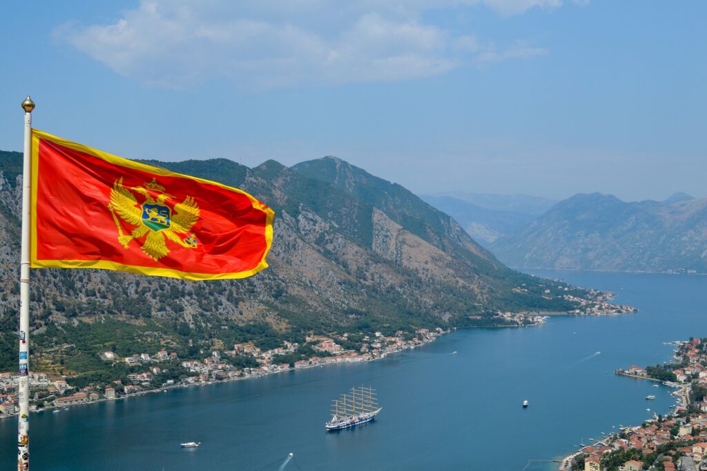Montenegro census results: Montenegrins 41.12%, Serbs 32.93% of the population