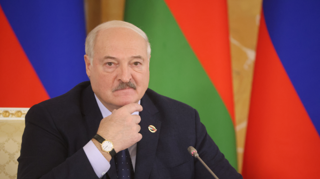 Most Ukrainians consider Belarus party to war and support cutting ties