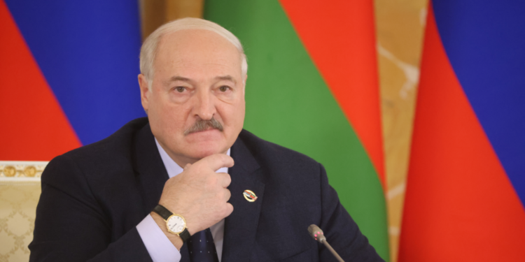 Most Ukrainians consider Belarus party to war and support cutting ties