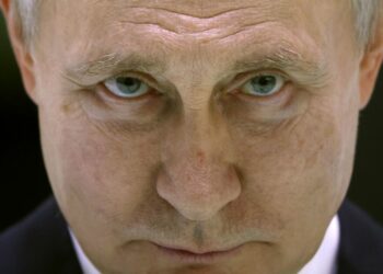 NATO in crisis as major European country snubs key meeting to flirt with Vladimir Putin | World | News NATO in crisis as major European country snubs key meeting to flirt with Vladimir Putin | World | News
