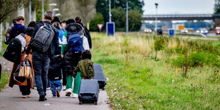 Netherlands in talks to deport failed asylum seekers to Uganda