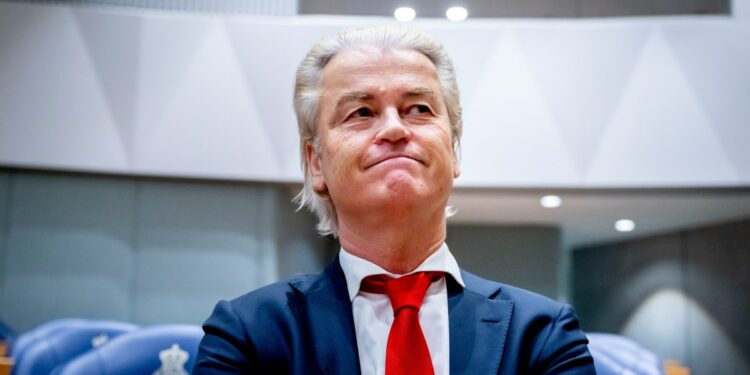 Netherlands pondering Assad deal to return Syrian asylum seekers