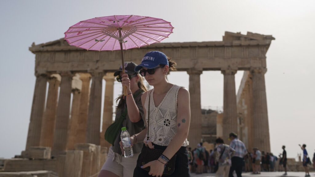 New heat wave in Greece expected to last at least a week. North Macedonia also swelters