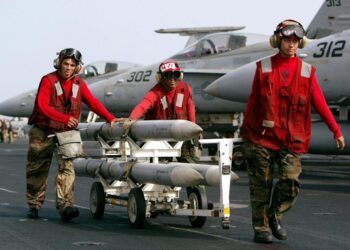 Norway buys US-made air defence missiles for over 0 million