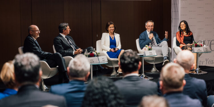 On Europe Day, Minister Fajon, former MEPs and Commissioner discuss what Slovenia has gained with EU membership