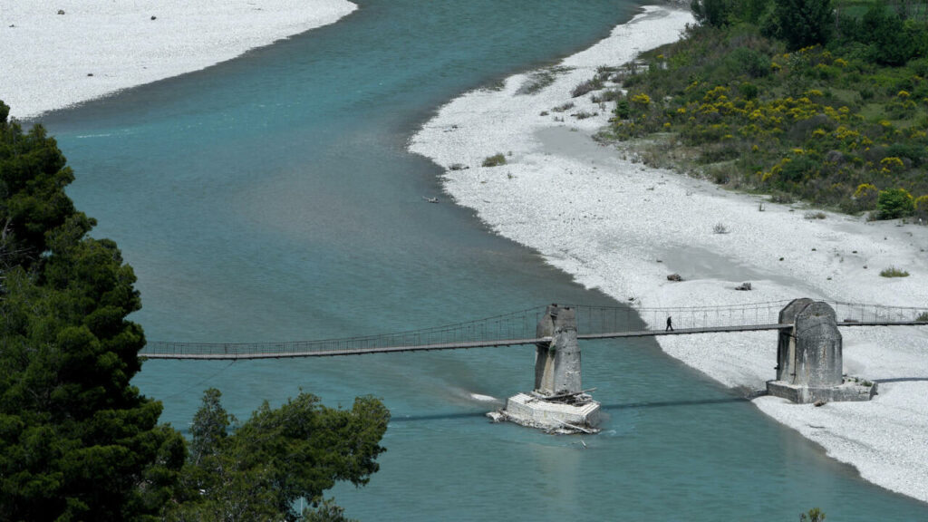 Only one-third of Europe’s surface water is in good health, report warns