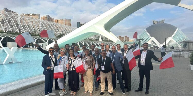 Over 25 RE/MAX Malta agents celebrate at European convention