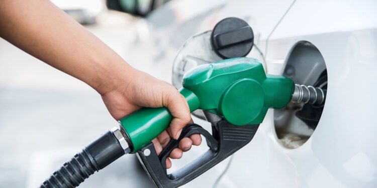 Petrol and diesel prices continue to fall in Ireland