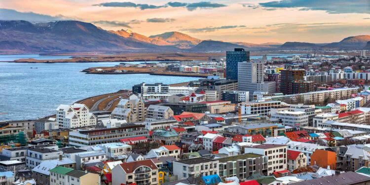 Play Airlines Is Celebrating Valentine’s Day With  Flights to Iceland